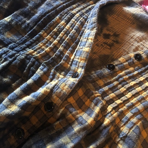 SHE’S COOL 😎 TOP - Picture 7 of 7